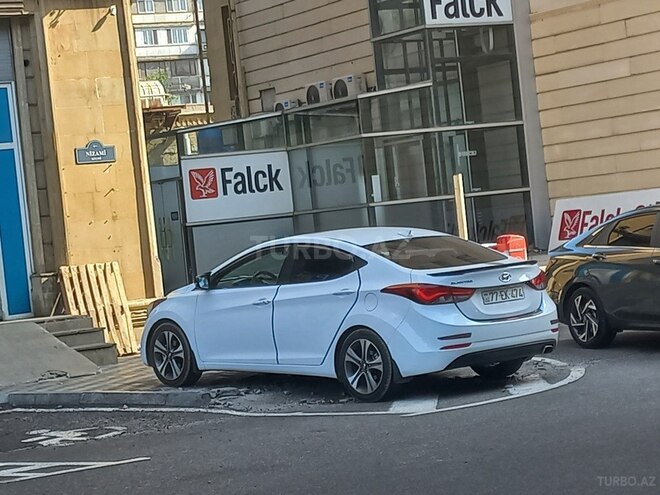 Hyundai Elantra 2016, 174,033 km - 2.0 l - Bakı