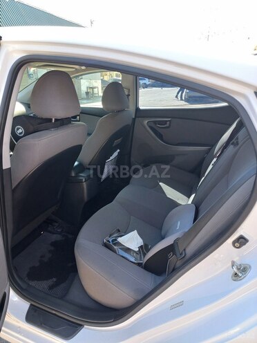 Hyundai Elantra 2016, 174,033 km - 2.0 l - Bakı
