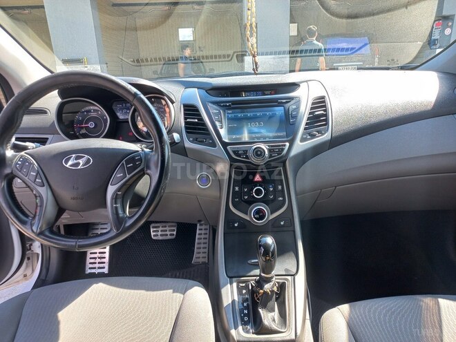 Hyundai Elantra 2016, 174,033 km - 2.0 l - Bakı