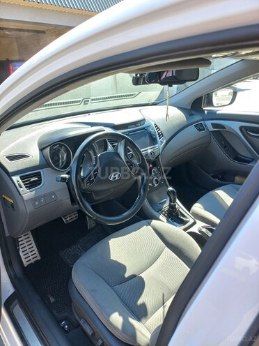 Hyundai Elantra 2016, 174,033 km - 2.0 l - Bakı