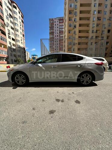 Hyundai Elantra 2016, 185,075 km - 2.0 l - Bakı
