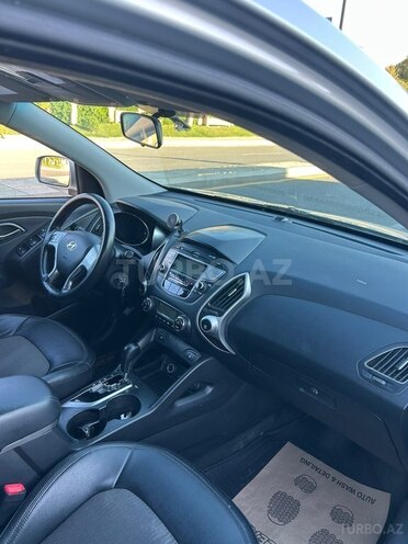 Hyundai ix35 2010, 256,000 km - 2.0 l - Bakı