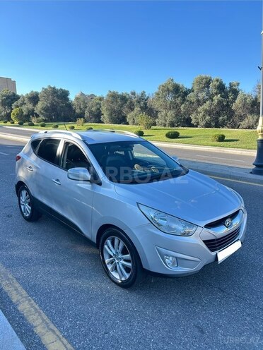 Hyundai ix35 2010, 256,000 km - 2.0 l - Bakı