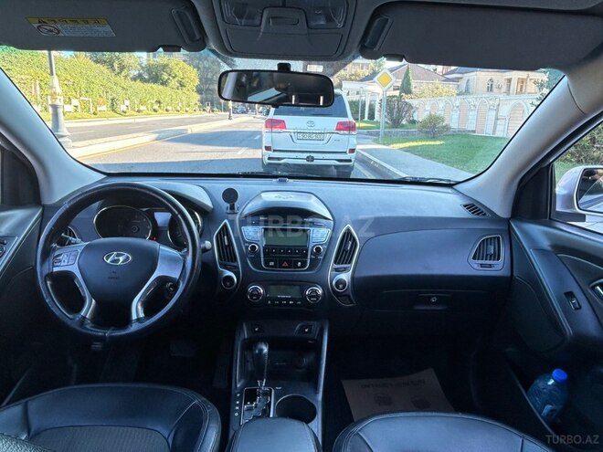 Hyundai ix35 2010, 256,000 km - 2.0 l - Bakı