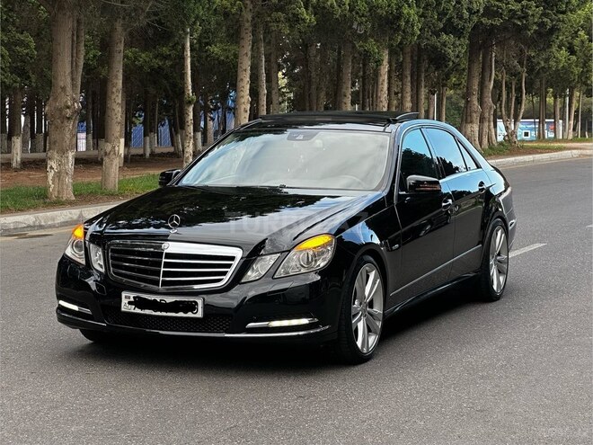 Mercedes E 250 2010, 203,100 km - 1.8 l - Bakı