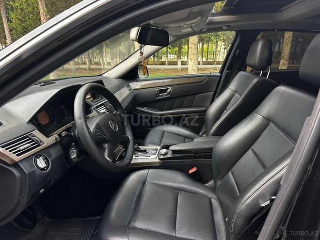 Mercedes E 250 2010, 203,100 km - 1.8 l - Bakı