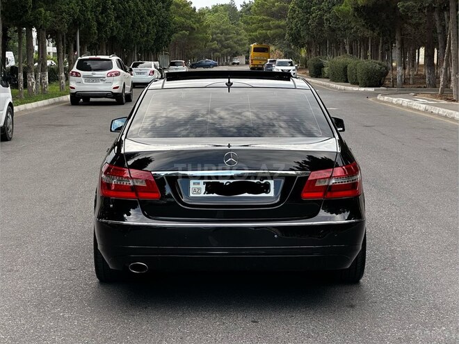 Mercedes E 250 2010, 203,100 km - 1.8 l - Bakı