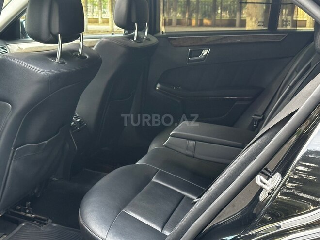 Mercedes E 250 2010, 203,100 km - 1.8 l - Bakı