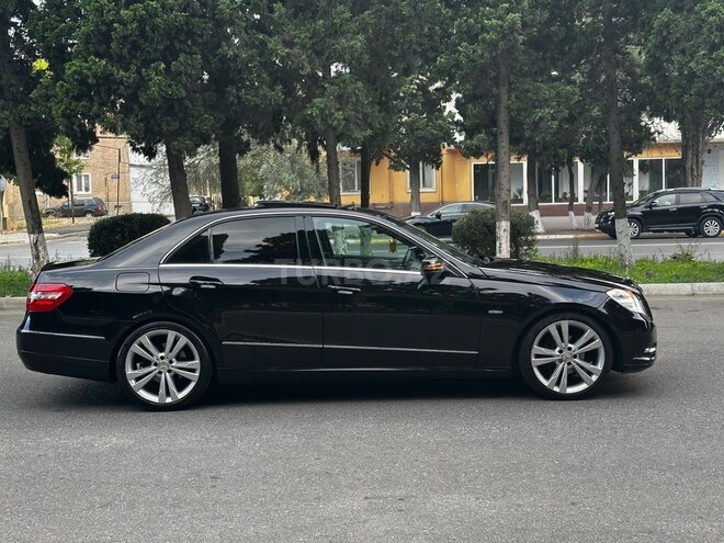Mercedes E 250 2010, 203,100 km - 1.8 l - Bakı