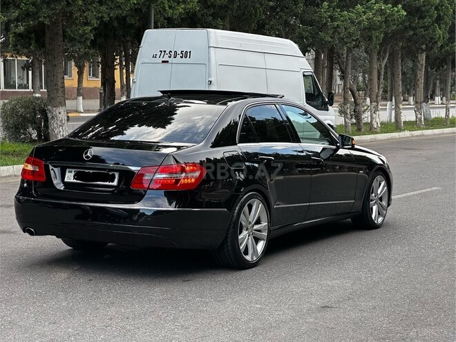 Mercedes E 250 2010, 203,100 km - 1.8 l - Bakı