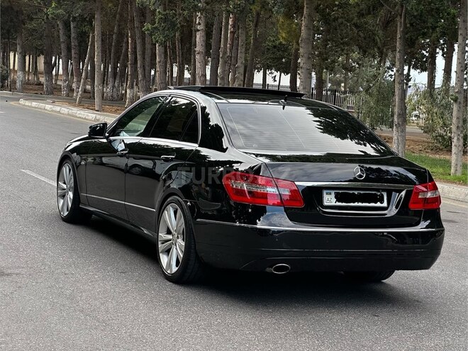 Mercedes E 250 2010, 203,100 km - 1.8 l - Bakı