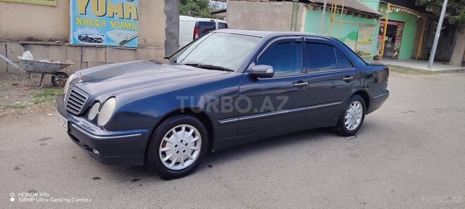 Mercedes E 220 1999, 450,000 km - 2.2 l - Ağstafa