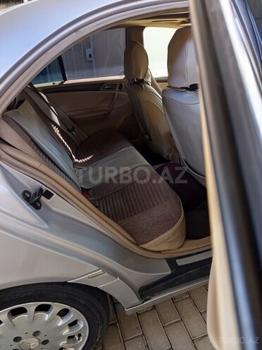 Mercedes C 200 2002, 85,000 km - 2.0 л - Bakı