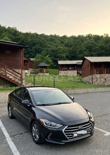 Hyundai Elantra 2018, 167,000 km - 2.0 l - Bakı