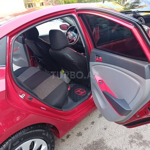 Hyundai Accent 2016, 198,633 km - 1.6 l - Bakı