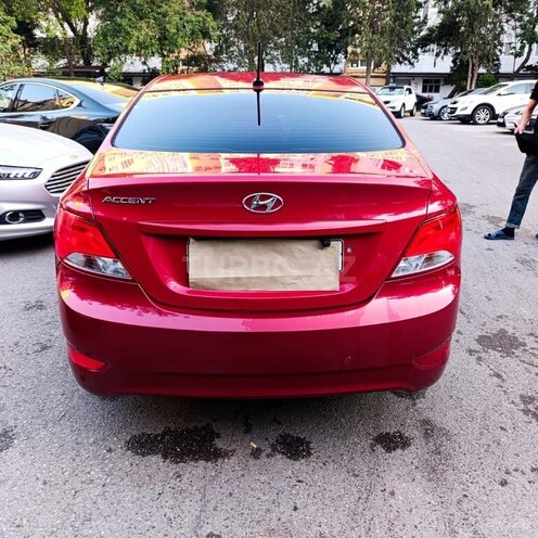 Hyundai Accent 2016, 198,633 km - 1.6 l - Bakı