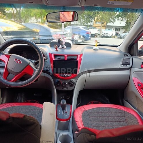 Hyundai Accent 2016, 198,633 km - 1.6 l - Bakı