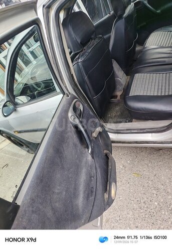 Opel Vectra 1996, 295,000 km - 1.6 л - Quba