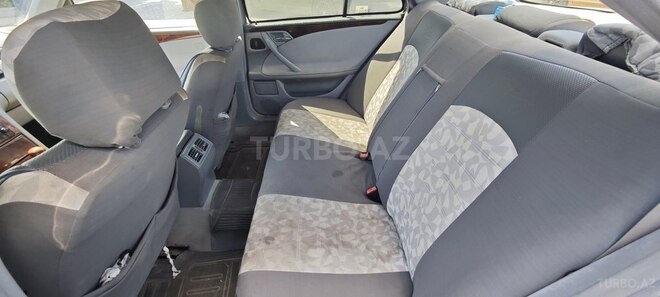 Mercedes E 240 1999, 304,919 km - 2.4 l - Bakı