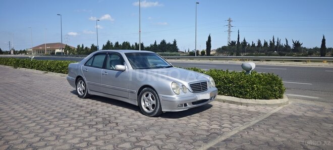 Mercedes E 240 1999, 304,919 km - 2.4 l - Bakı