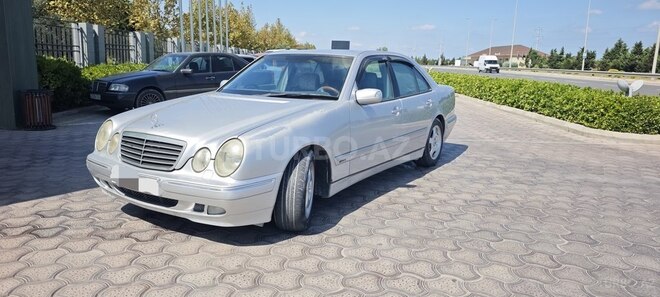 Mercedes E 240 1999, 304,919 km - 2.4 l - Bakı