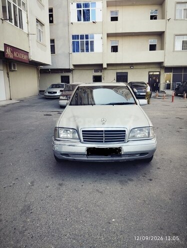 Mercedes C 220 1996, 400,000 km - 2.2 l - Bakı