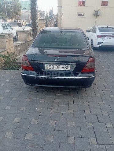Mercedes E 270 2004, 390,000 km - 2.7 l - Bakı