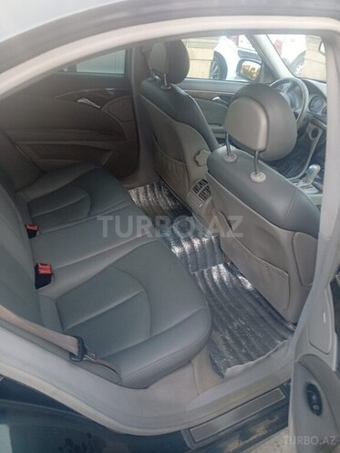 Mercedes E 270 2004, 390,000 km - 2.7 l - Bakı