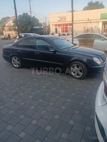 Mercedes E 270 2004, 390,000 km - 2.7 l - Bakı
