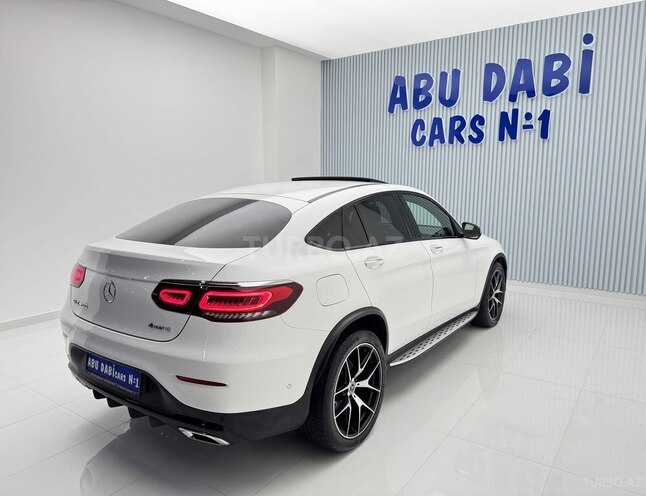 Mercedes GLC 200 4MATIC 2020, 133,400 km - 2.0 l - Bakı