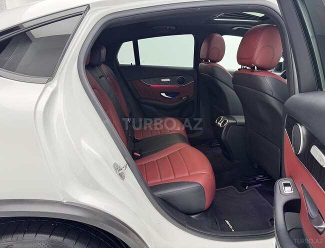 Mercedes GLC 200 4MATIC 2020, 133,400 km - 2.0 l - Bakı