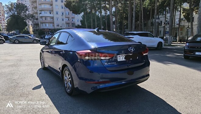 Hyundai Elantra 2017, 107,454 km - 2.0 l - Bakı