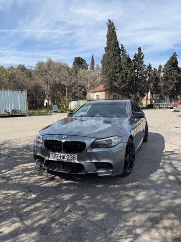 BMW 528 2013, 240,000 km - 2.0 l - Bakı