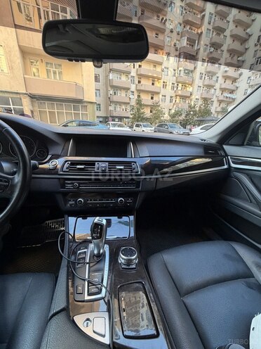 BMW 528 2013, 240,000 km - 2.0 l - Bakı