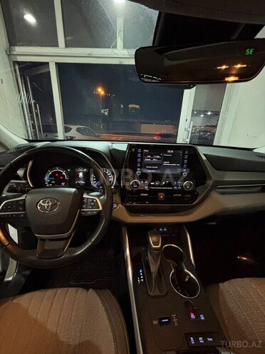 Toyota Highlander 2022, 64,000 km - 2.5 l - Bakı