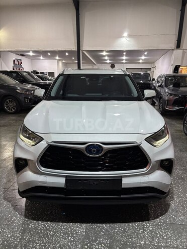 Toyota Highlander 2022, 64,000 km - 2.5 l - Bakı