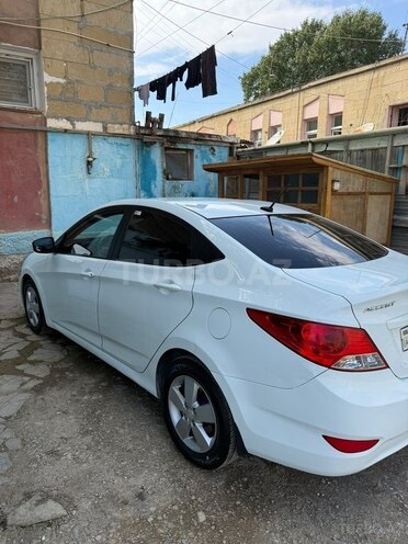 Hyundai Accent 2012, 257,950 km - 1.6 l - Bakı
