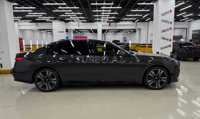 BMW 740 2024, 29,000 km - 3.0 l - Bakı