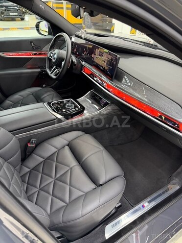 BMW 740 2024, 29,000 km - 3.0 l - Bakı