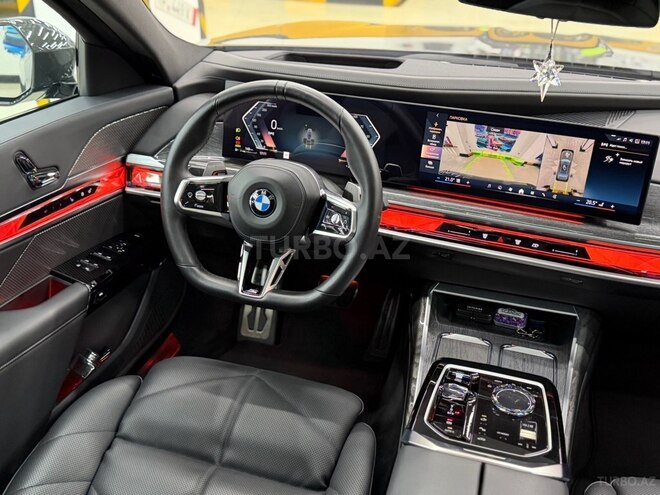 BMW 740 2024, 29,000 km - 3.0 l - Bakı