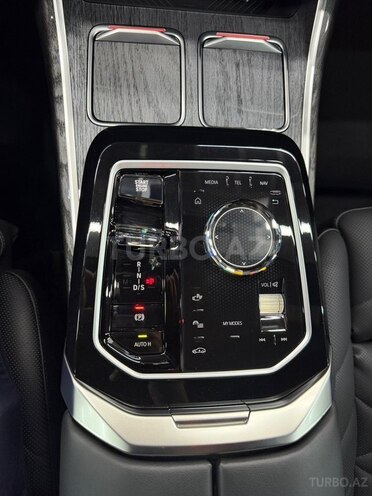 BMW 740 2024, 29,000 km - 3.0 l - Bakı
