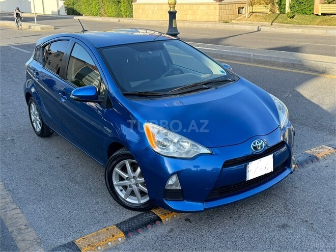 Toyota Aqua 2015, 88,000 km - 1.5 l - Bakı
