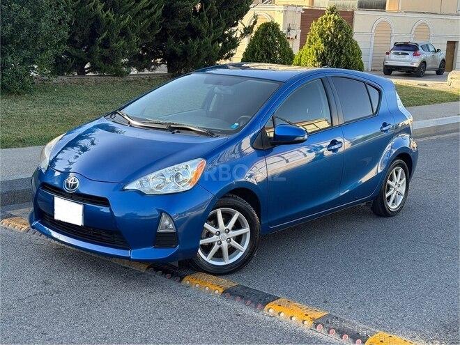 Toyota Aqua 2015, 88,000 km - 1.5 l - Bakı