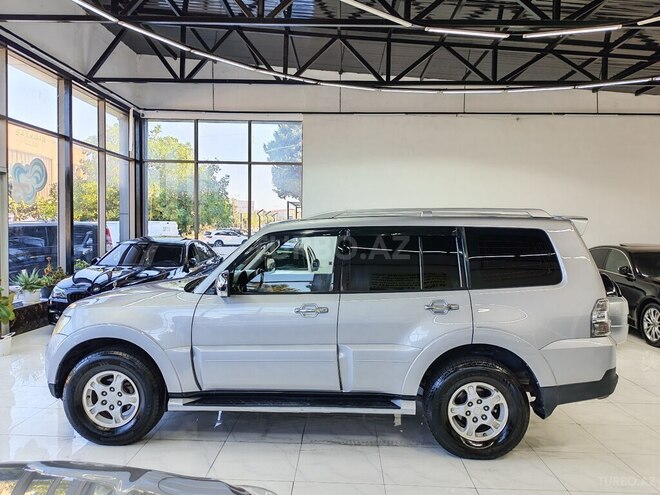 Mitsubishi Pajero 2007, 266,000 km - 3.0 l - Sumqayıt