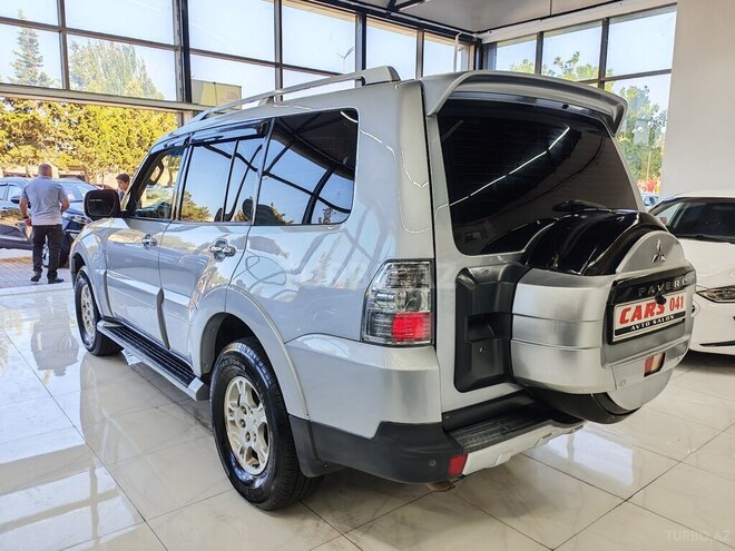 Mitsubishi Pajero 2007, 266,000 km - 3.0 l - Sumqayıt