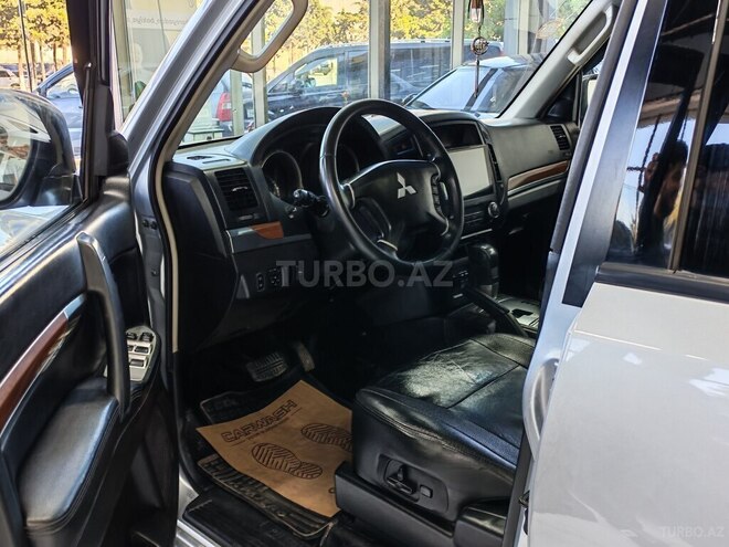 Mitsubishi Pajero 2007, 266,000 km - 3.0 l - Sumqayıt