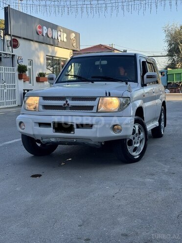 Mitsubishi Pajero io 1999, 335,000 km - 1.8 l - Bakı