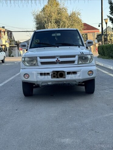 Mitsubishi Pajero io 1999, 335,000 km - 1.8 l - Bakı