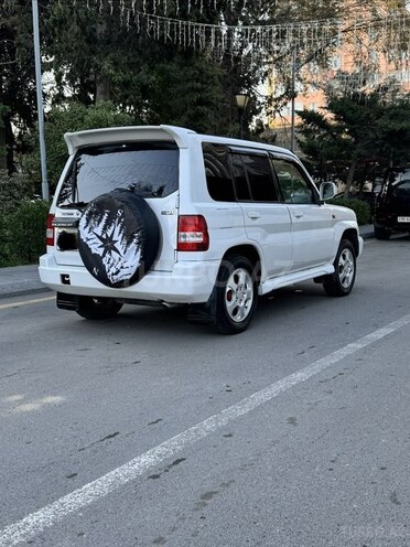 Mitsubishi Pajero io 1999, 335,000 km - 1.8 l - Bakı