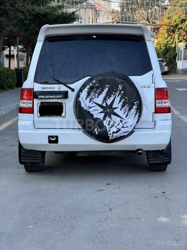 Mitsubishi Pajero io 1999, 335,000 km - 1.8 l - Bakı